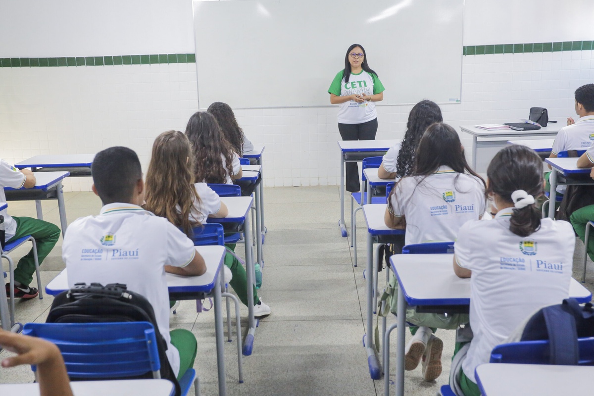 A Seduc está convocando professores que foram classificados em um processo seletivo.