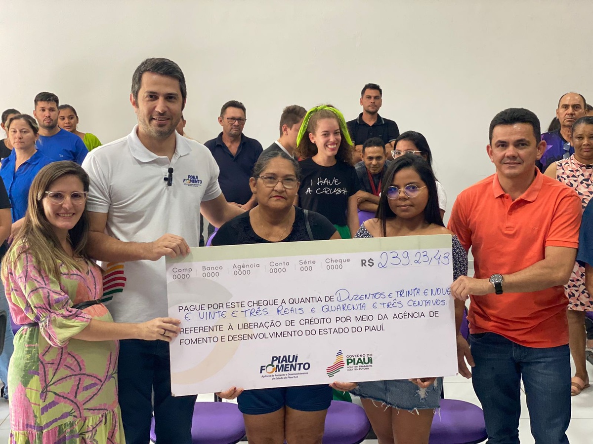 Empreendedores recebem crédito da Piauí Fomento