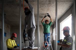 Oportunidade para pedreiros de canteiro de obras (Foto: Reprodução/internet)