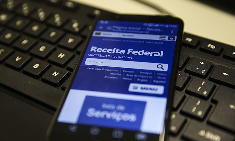 Receita Federal inicia pagamento do segundo lote de restituições do IR.