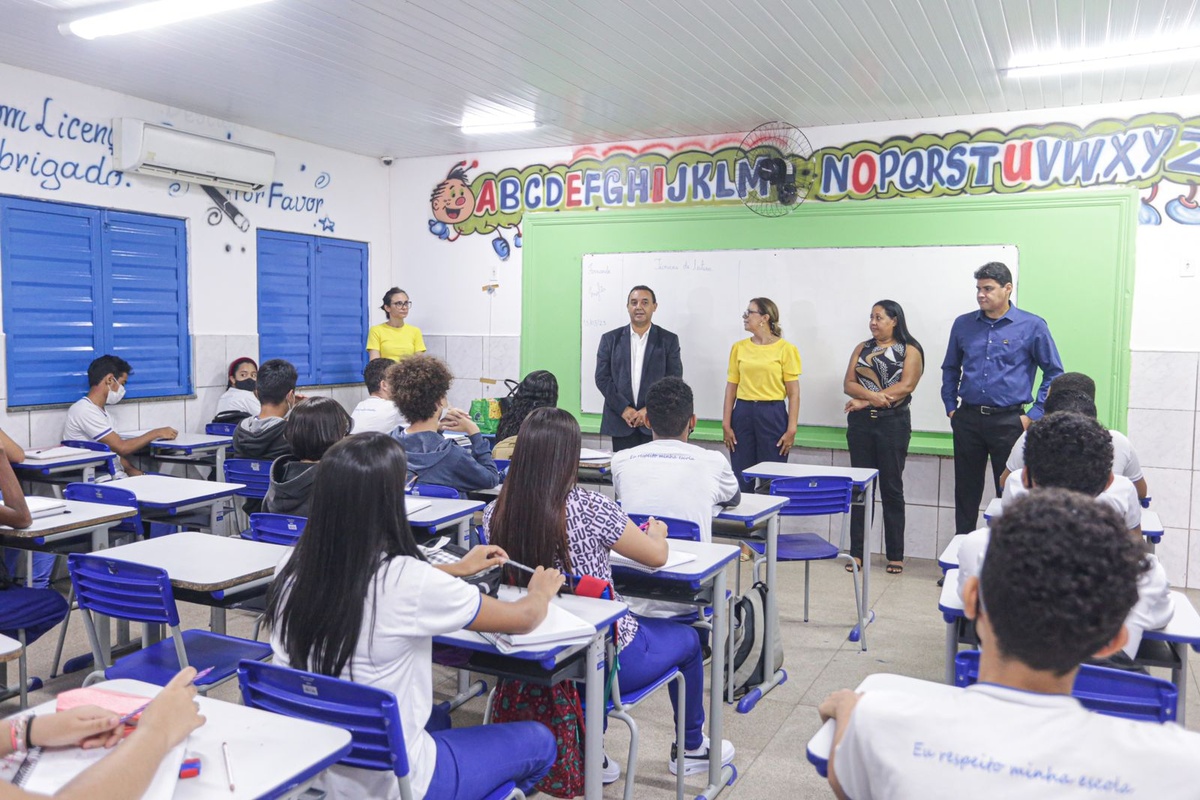Após solicitação da OAB-PI, rede municipal de ensino deve inserir disciplina de Direito.