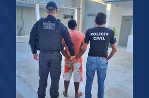 Homem é preso por tentar matar a própria esposa com um facão. (Foto: Reprodução/ SSP-PI)