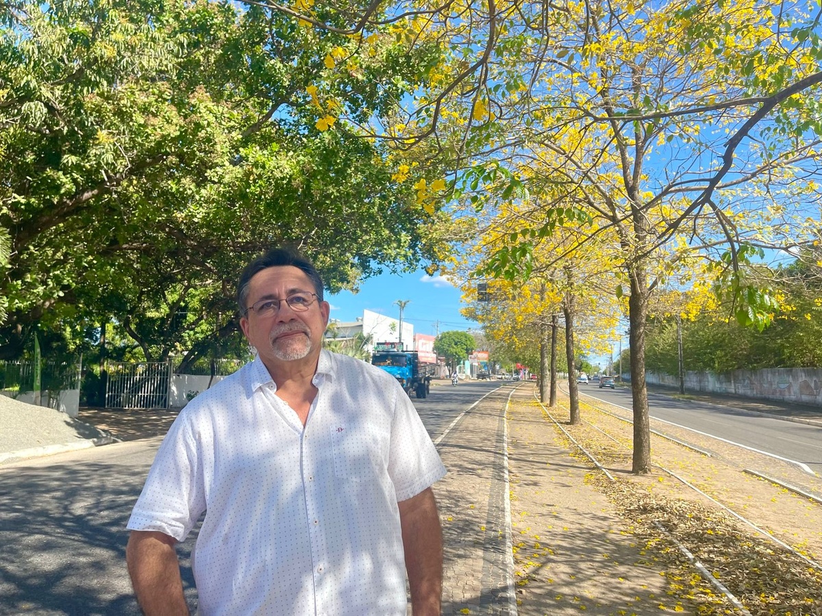 Professor e biólogo Ribamar Rocha.