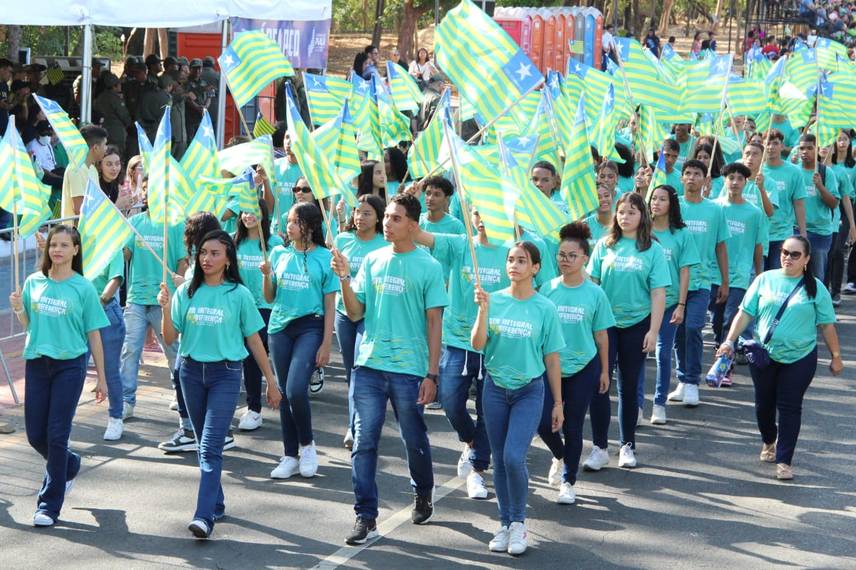 Desfile Cívico-Militar de 7 de Setembro na cidade de Teresina.