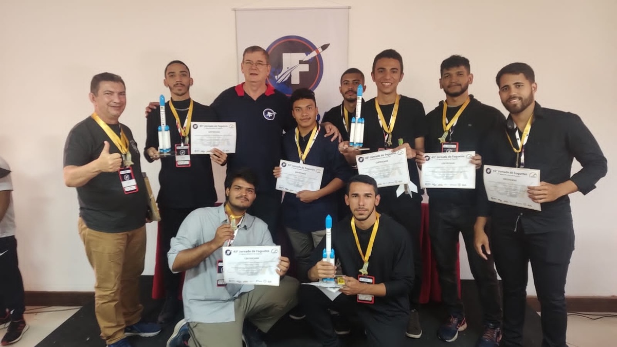 Estudantes do IFPI vencem Jornada de Foguetes