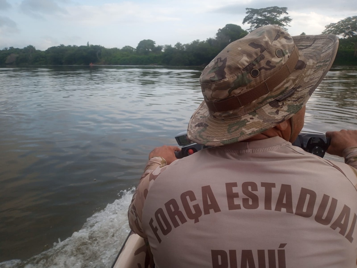 A jovem foi encontrada por volta de 7h50.