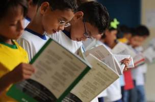 Crianças e adolescentes na escola. (Foto: Marcello Casal Jr/Agencia Brasil)