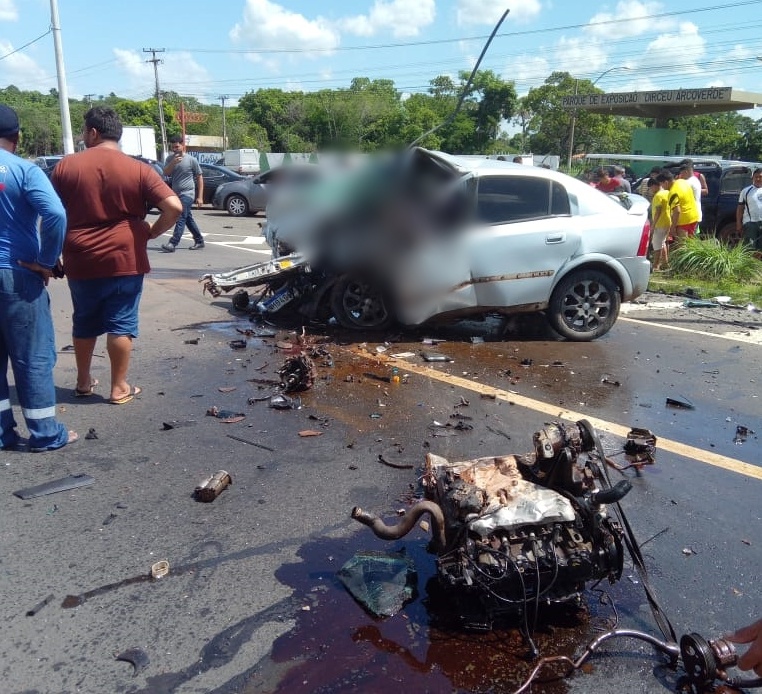 Homem morre em grave acidente envolvendo dois veículos na BR-343.