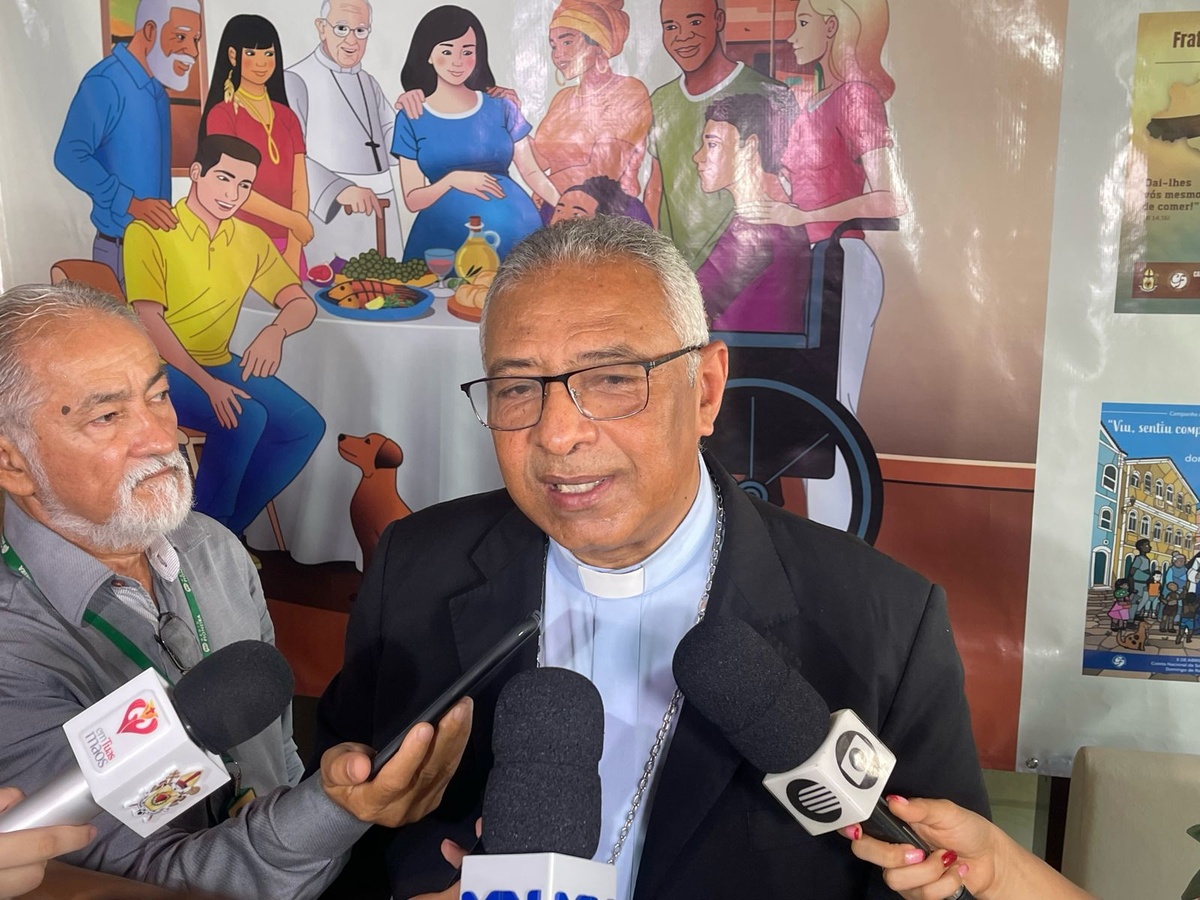 Arcebispo da arquidiocese de Teresina, Juarez Marques.