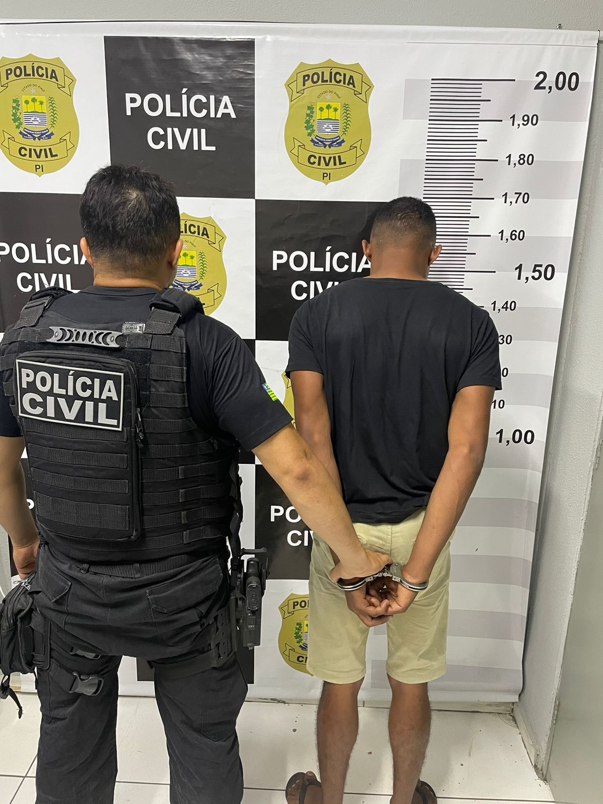 Homem preso por infringir medida protetiva