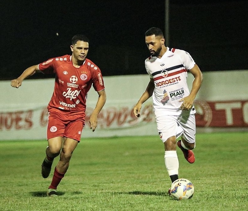 River-PI e 4 de Julho irão se enfrentar neste sábado.