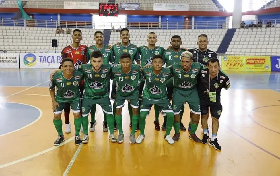 Equipe do Campo Largo.