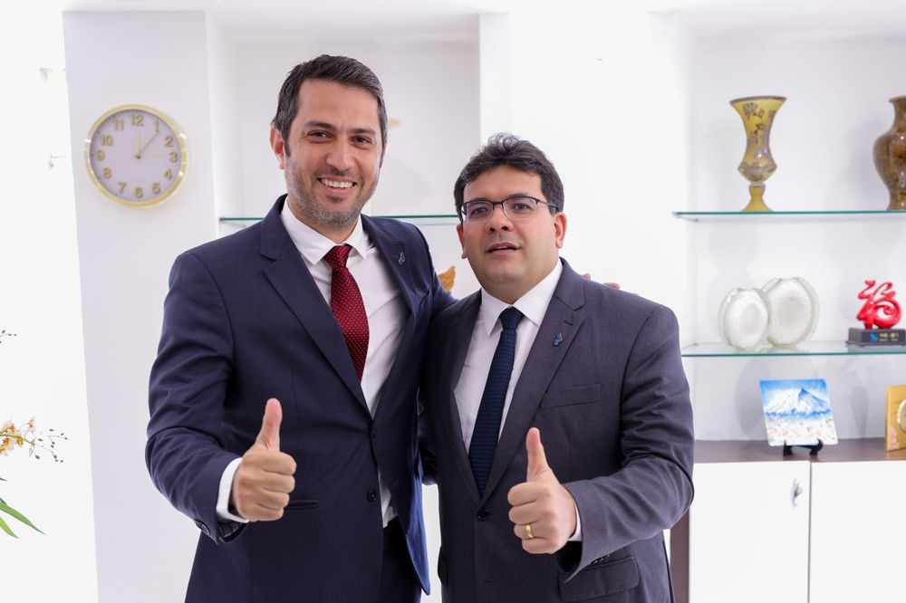 Governador do Piauí, Rafael Fonteles e presidente da Piauí Fomento, Feliphe Araújo.