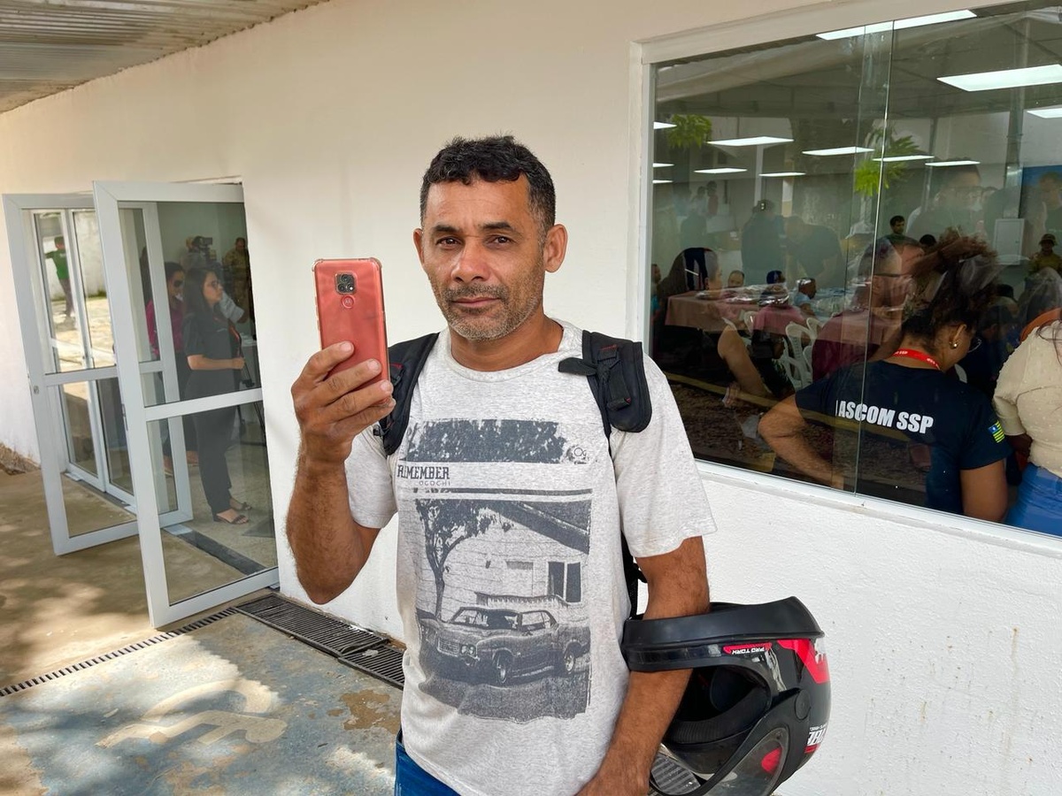 Pedreiro Antônio Ferreira.