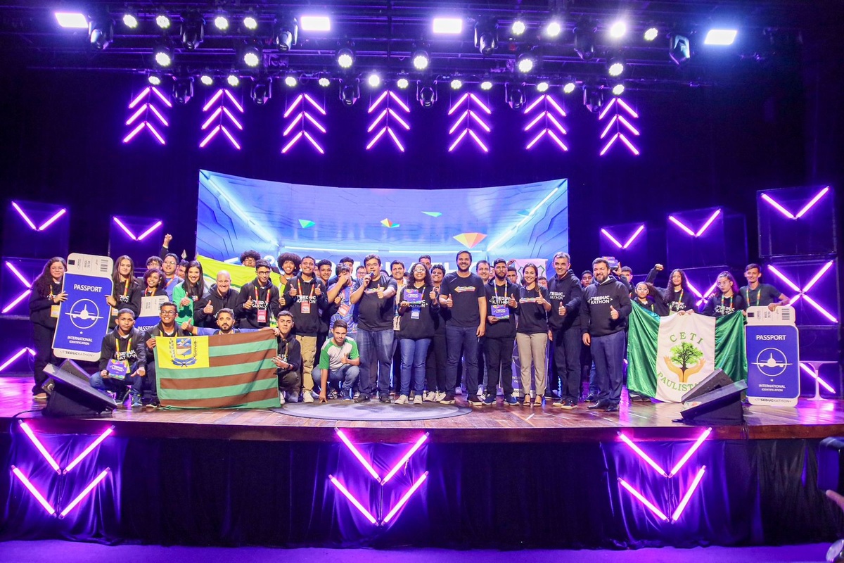 Estudantes irão para intercâmbio internacional.