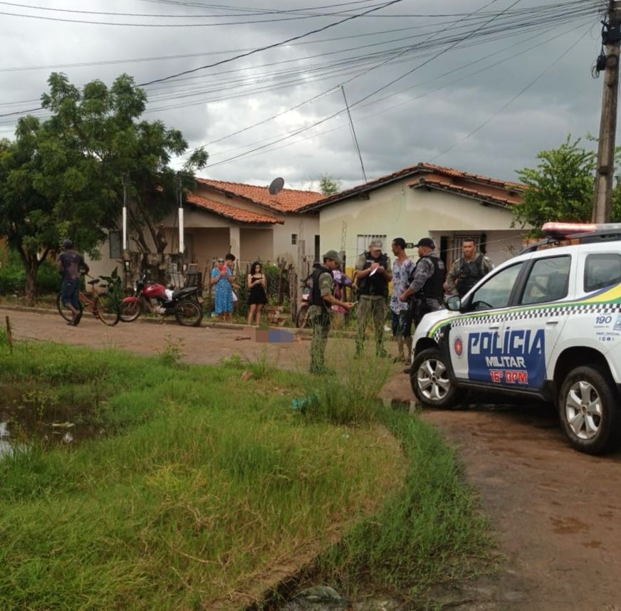Jovem de 23 anos é assassinado a tiros em José de Freitas.