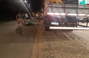 O jovem de 26 anos teria perdido o controle do veículo e morreu ainda no local. (Foto: PRF.)