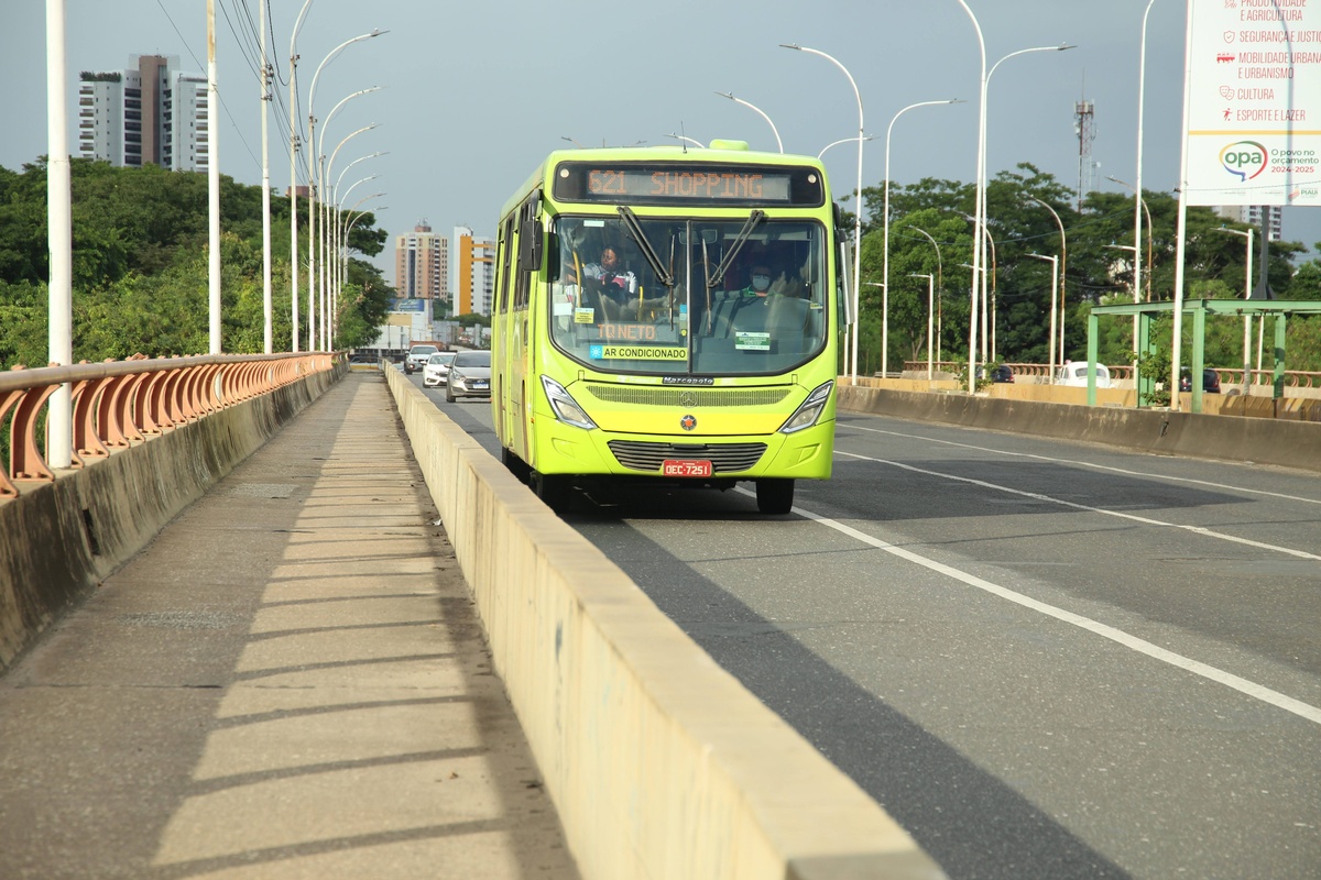 Ônibus de Teresina.