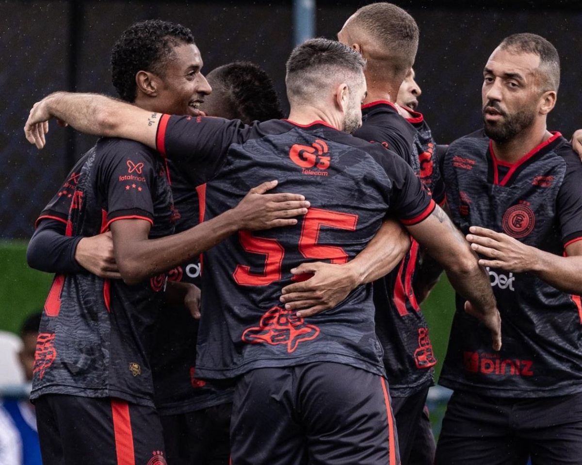 Resenha se classifica para as oitavas de final.