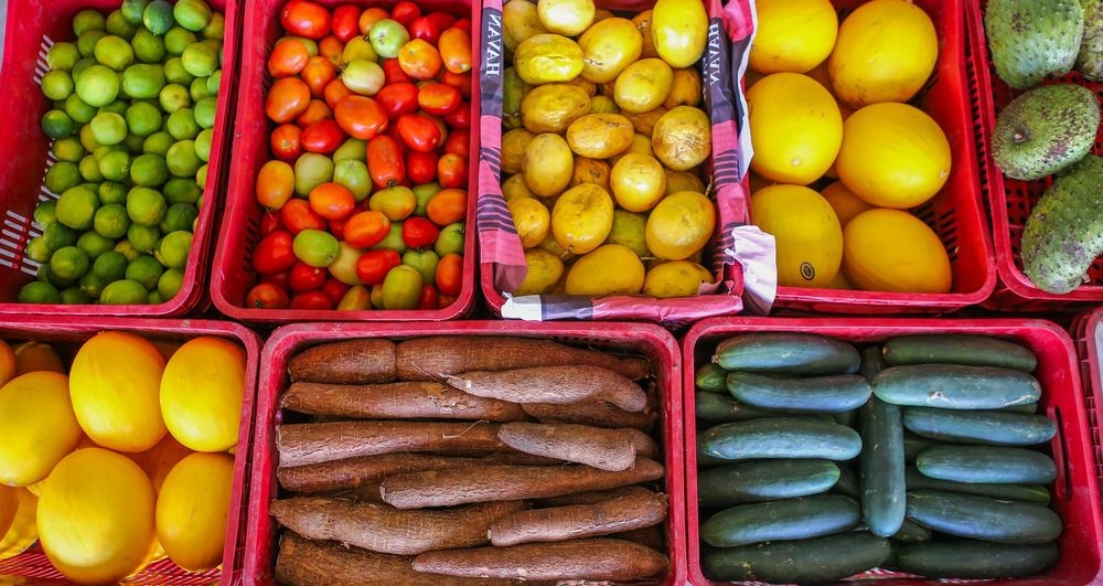 SAF realiza entrega de alimentos em Teresina.
