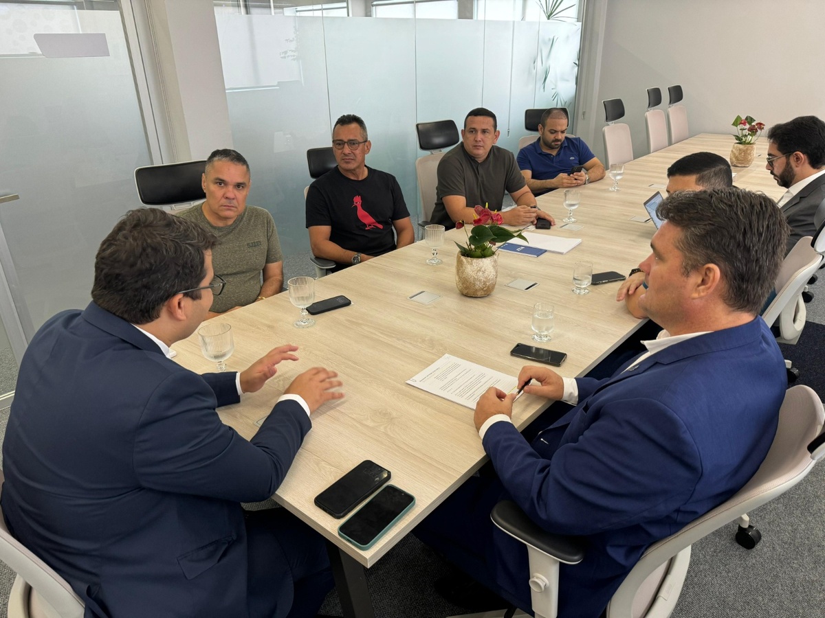 Encontro das secretarias de segurança dos estados do Amazonas e do Piauí
