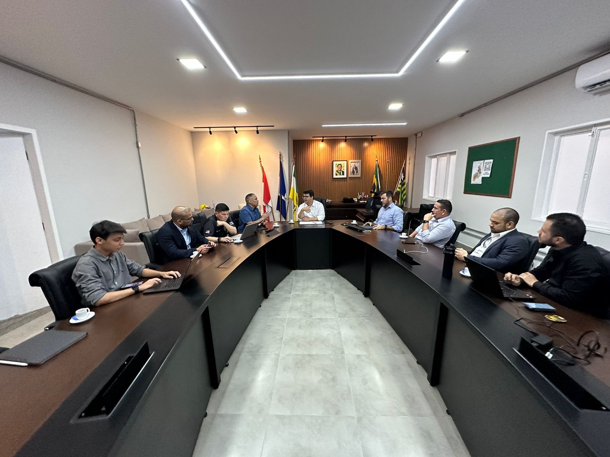 Encontro das secretarias de segurança dos estados do Amazonas e do Piauí
