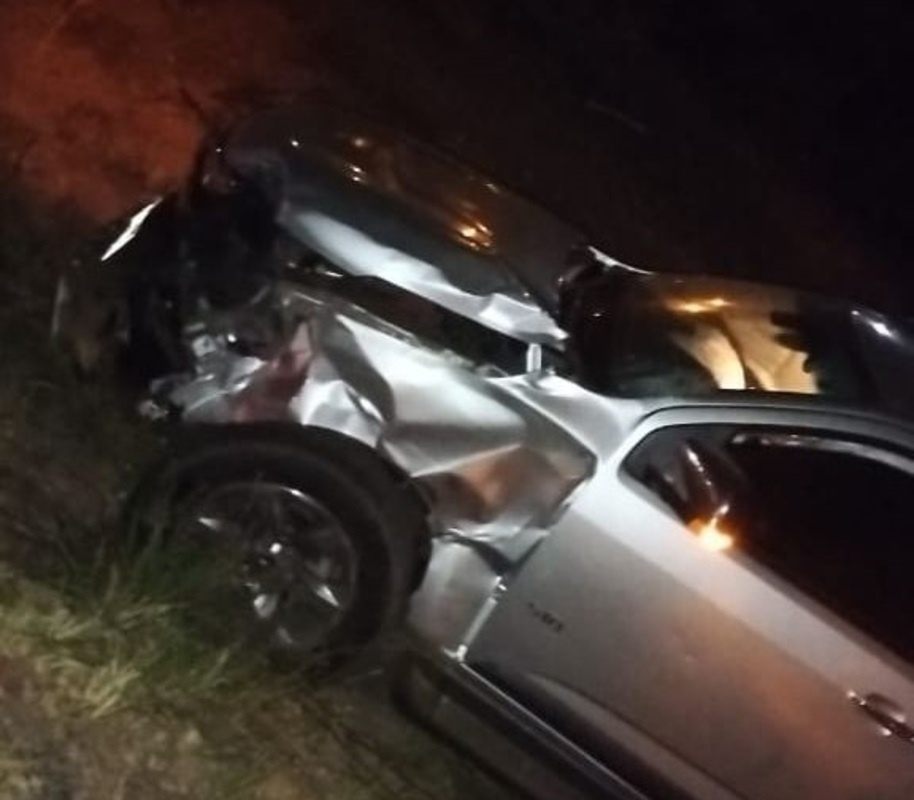 Motociclista morre em acidente com caminhonete.