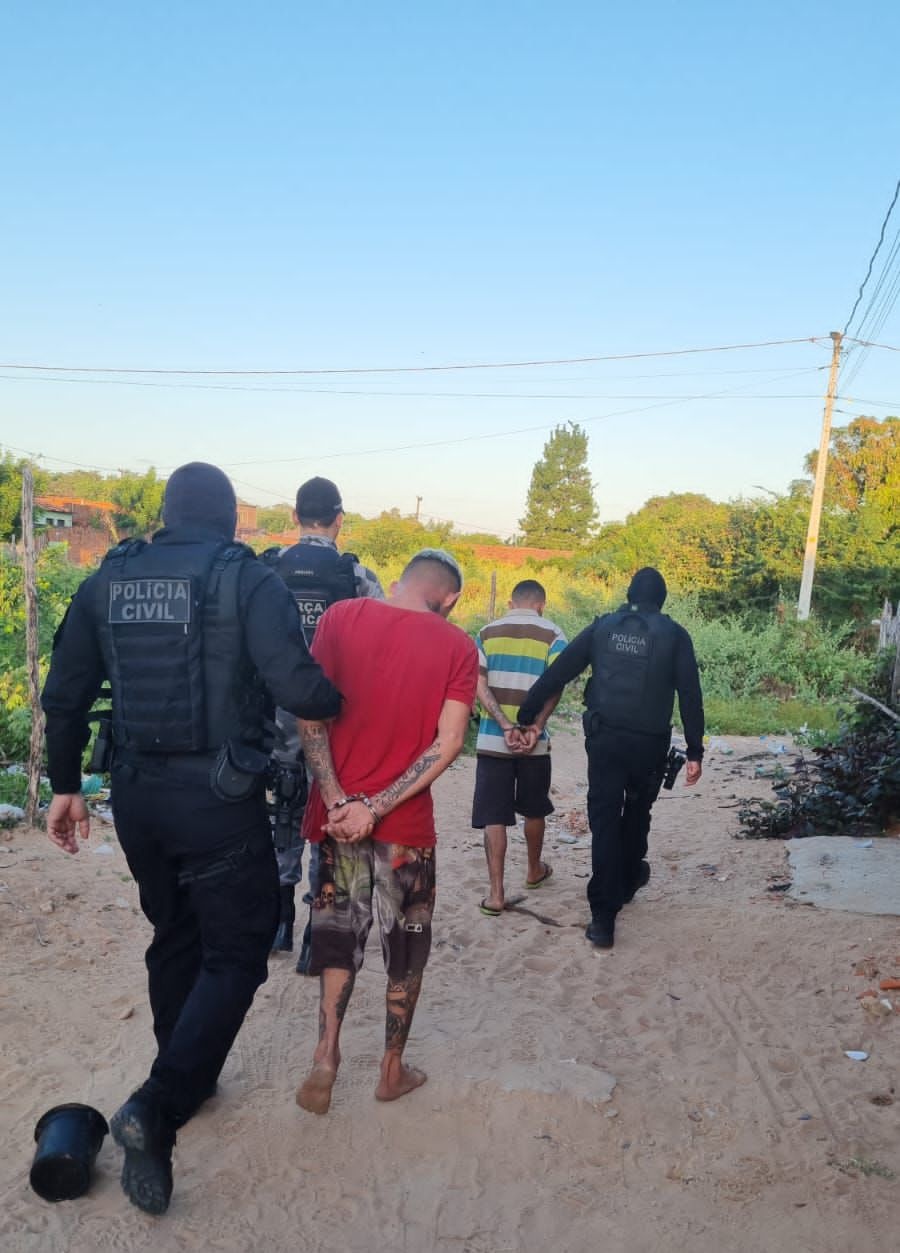 Presos acusados de homicídio em Parnaíba.