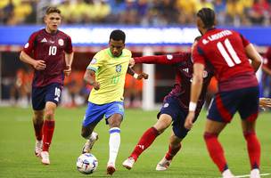 Rodrygo em lance durante a partida. (Foto: Fotos: IconSport)