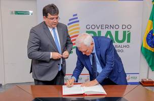 Governado transmite cargo para vice vice-governador Themístocles Filho e entra de férias. (Foto: Reprodução/ Ascom Governo do Piauí)