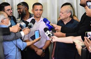 Prefeito Silvio Mendes anuncia convoca 311 aprovados em concurso. (Foto: Reprodução/ Ascom PMT)