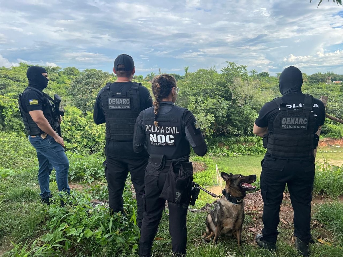 Operação contra tráfico de drogas em Teresina.