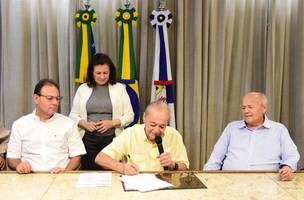 Prefeito de Teresina nomeia 940 concursados. (Foto: Ascom: PMT)