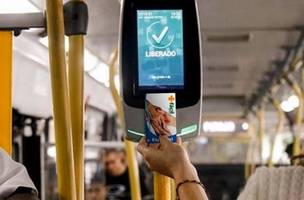 Projeto propõe que passagens de ônibus sejam pagas no pix. (Foto: Reprodução Internet)