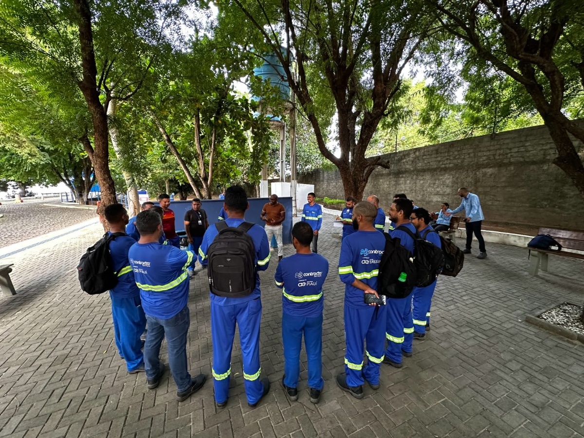 Águas do Piauí abre 330 vagas de emprego.