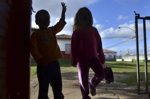 Crianças e adolescentes venezuelanos. (Foto: Agência Brasil)