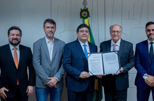 Rafael Fonteles anuncia projeto de hidrogênio verde. (Foto: Divulgação/Ascom)