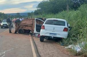 Recém-nascido e homem morrem em acidente entre dois carros no Piauí. (Foto: Reprodução/ Internet)