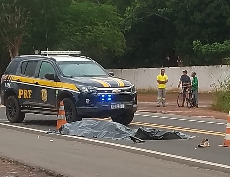 Colisão entre motocicletas deixa dois mortos e um ferido em Teresina.