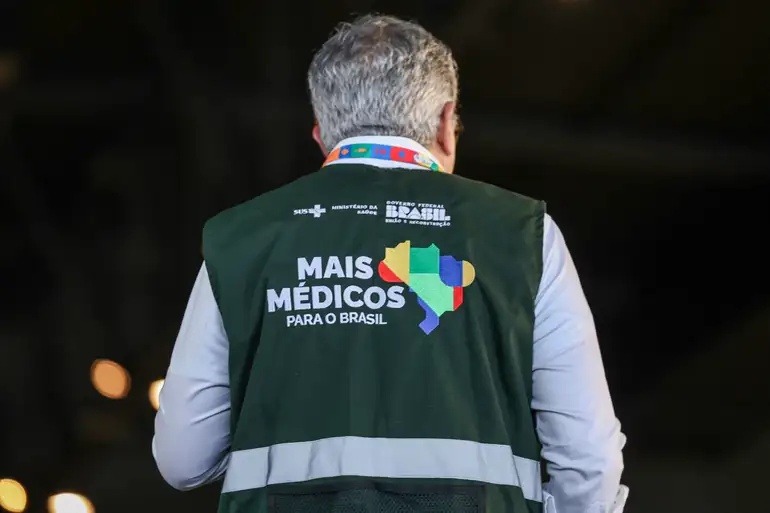 Programa Mais Médicos.
