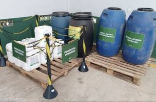 Produtos vencidos são recolhidos após ação da Adapi em Bom Jesus. (Foto: Divulgação/ Sada)