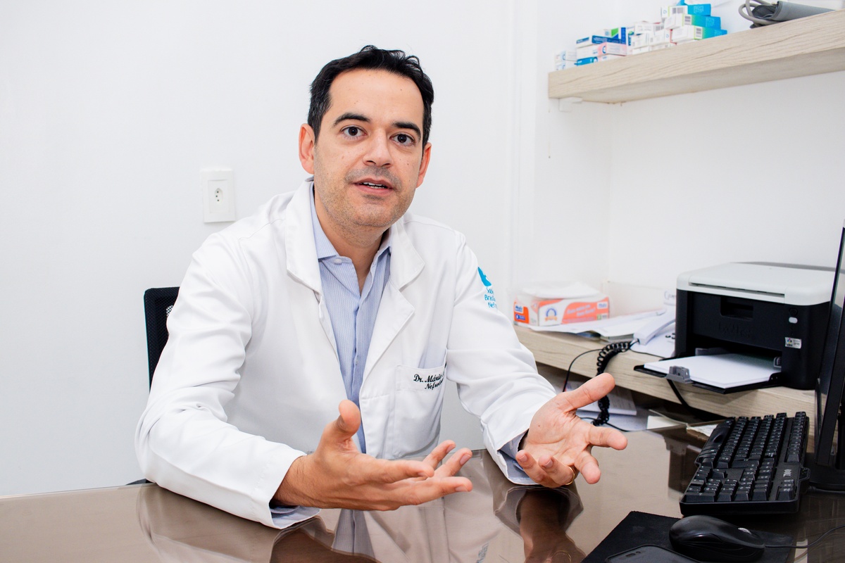 Médico clínico e nefrologista Mário Nicolau.