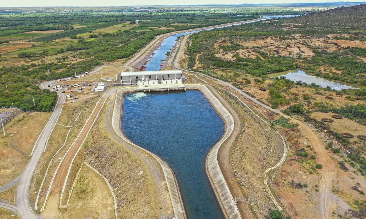 Transposição do São Francisco no Piauí.