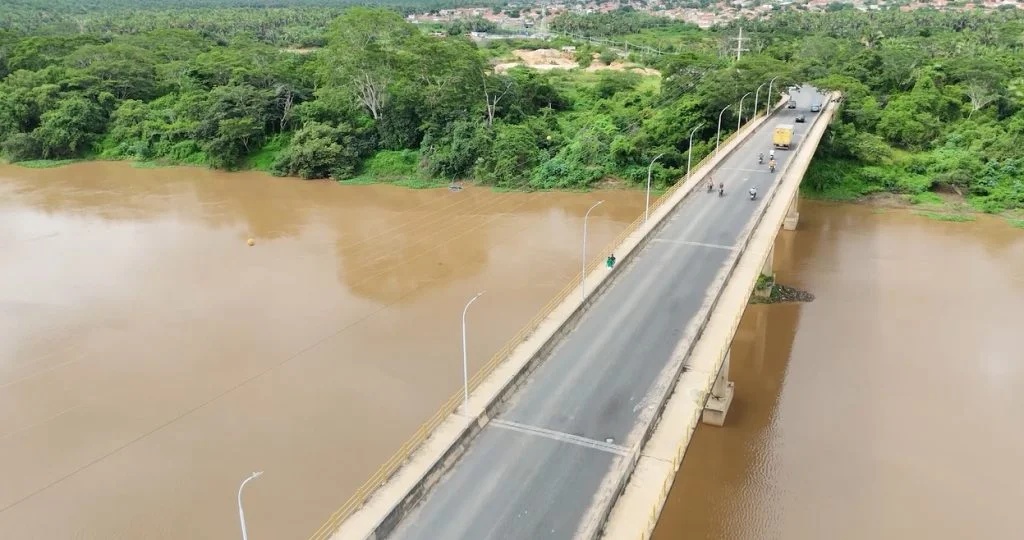 Ponte Leonel Brizola, conhecida como Ponte do Mocambinho.