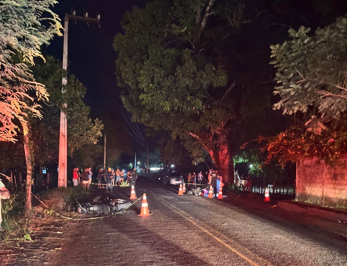 Dois motociclistas morrem após colisão frontal em rodovia no interior do Piauí.