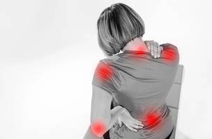 Projeto prevê atendimento para pessoas com fibromialgia e outras doenças que provocam dores persistentes. (Foto: Reprodução/ Internet)