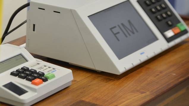 TRE testa urnas eletrônicas para as eleições de 2026 no Piauí.